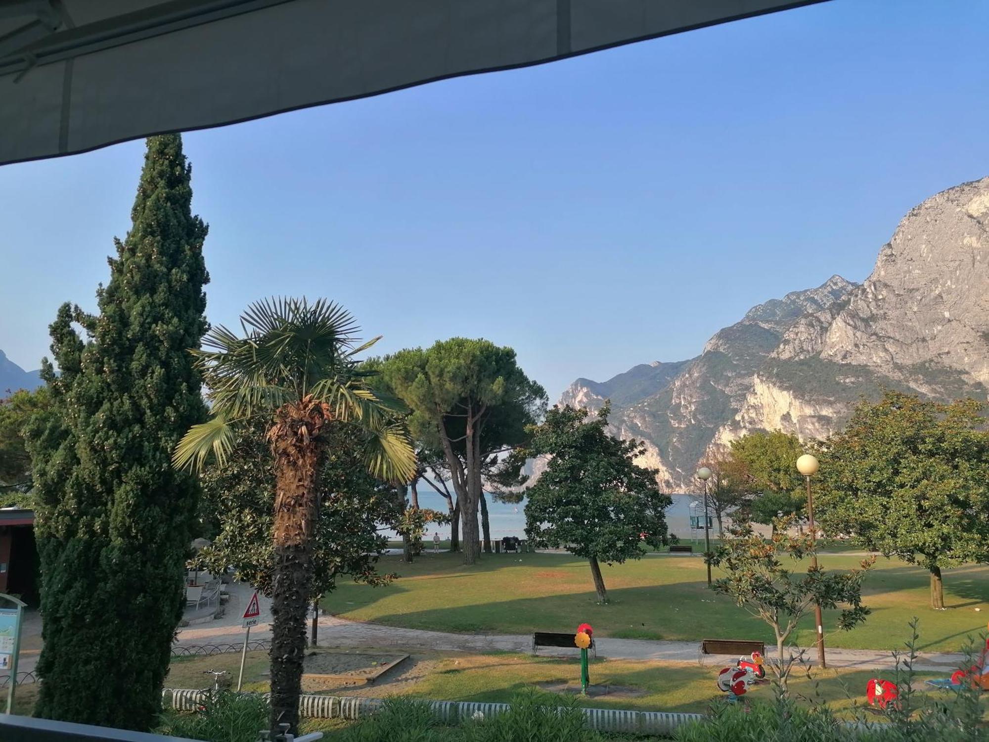 Terrazza Sul Lago Riva del Garda Exteriér fotografie